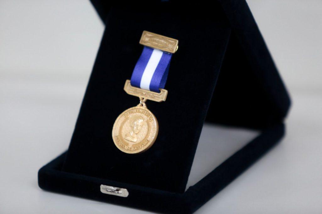 Medalha do Mérito Princesa Dona Francisca — Foto: Divulgação/PMJ