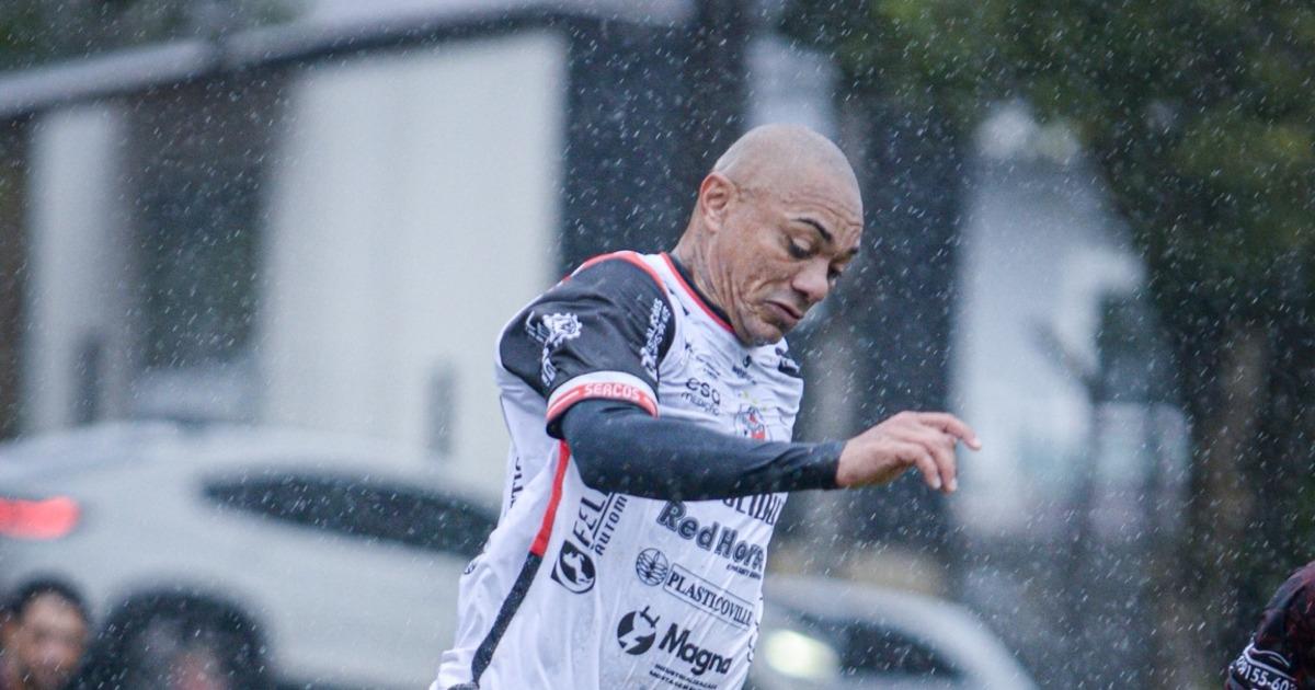 Lima, jogador da Sercos, em ação pela Primeirona Pró-Rim 2026