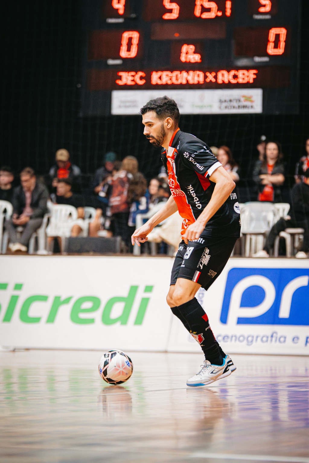JEC Futsal em partida contra a ACBF