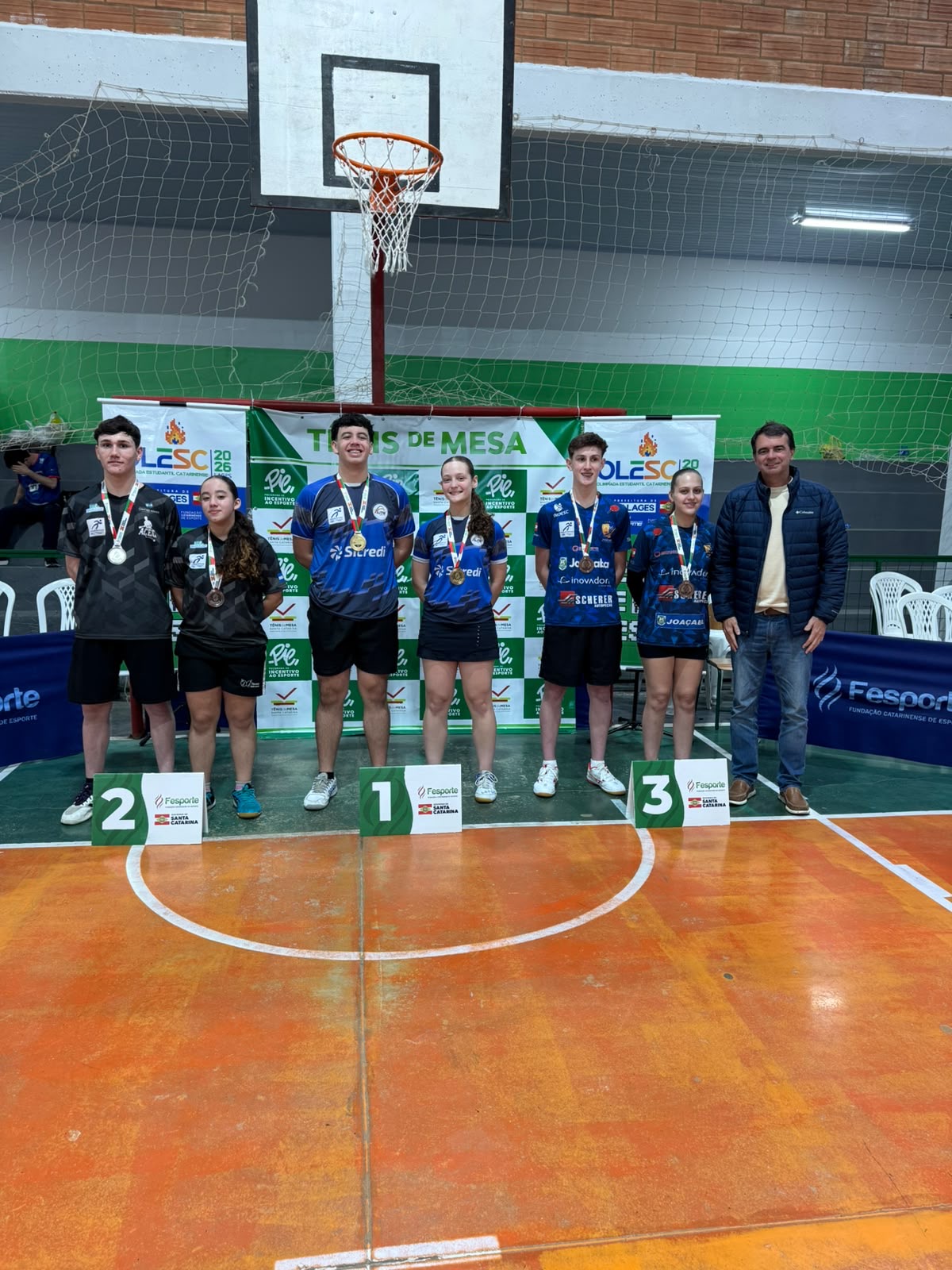 Joinville conquistou o ouro nas duplas mistas do tênis de mesa.